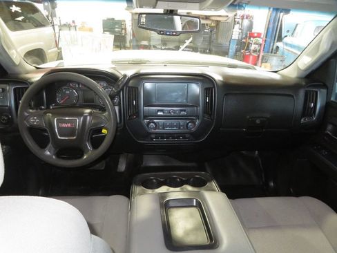 Used 2017 GMC Sierra 3500 2WD Crew Cab w/ Sierra Convenience Package image 39