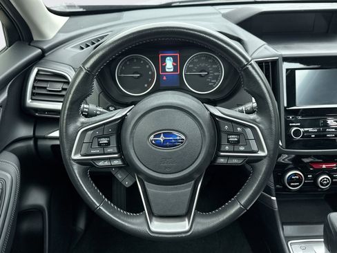 Used 2023 Subaru Forester Premium image 12