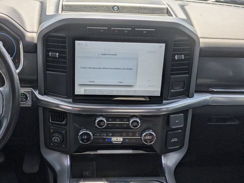 Used 2021 Ford F150 Lariat AWD/4WD image 17