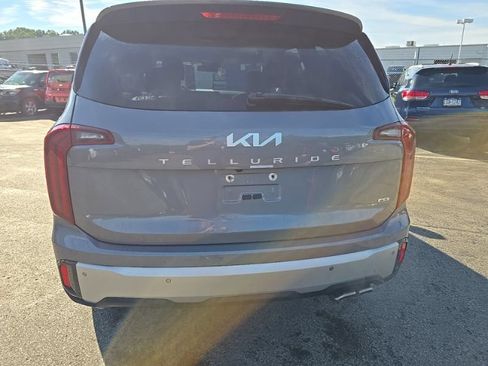 Used 2024 Kia Telluride S AWD/4WD image 6