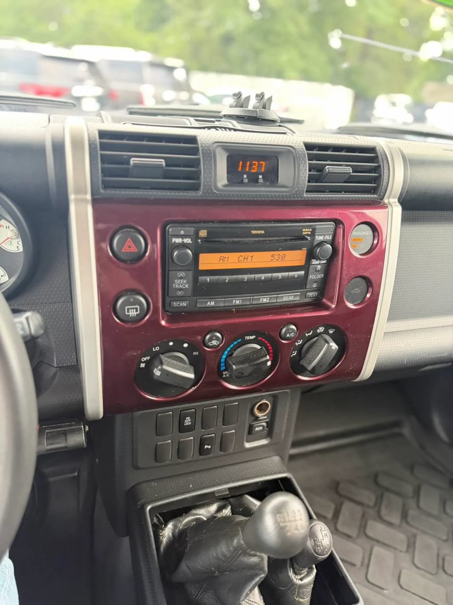 Used 2007 Toyota FJ Cruiser 4WD w/ Convenience Pkg image 22