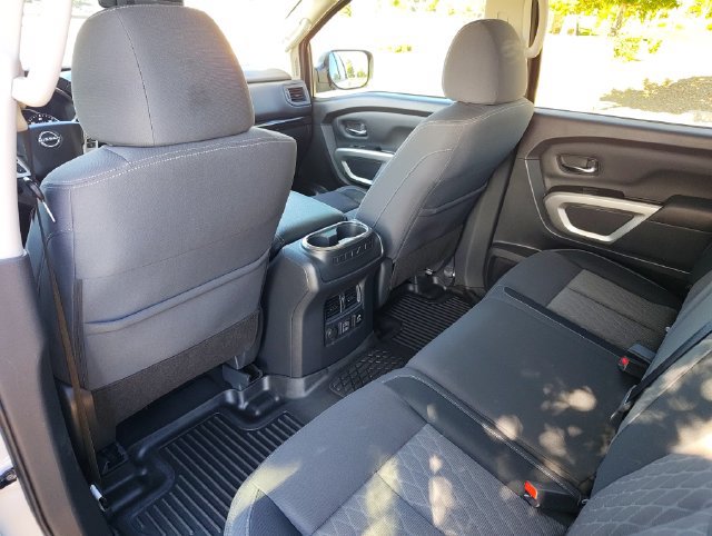 Used 2024 Nissan Titan SV w/ SV Convenience Package AWD/4WD image 12