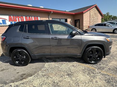 Used 2020 Jeep Compass Latitude AWD/4WD image 9