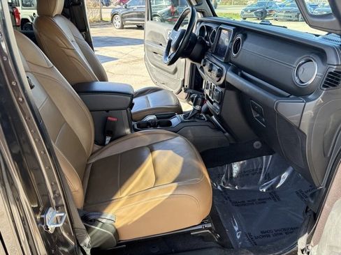 Used 2021 Jeep Wrangler Unlimited Sahara w/ Cold Weather Group image 41