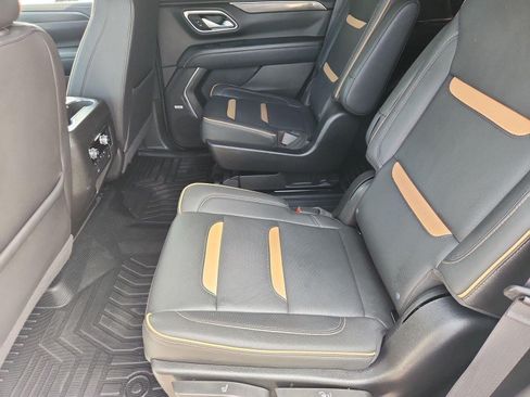 Used 2024 GMC Yukon AT4 w/ Technology Package AWD/4WD image 25