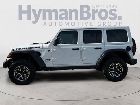 Used 2025 Jeep Wrangler Unlimited Rubicon AWD/4WD image 6