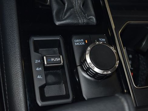 Used 2024 Toyota Tundra Limited image 18