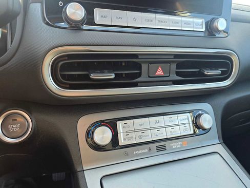 Used 2023 Hyundai Kona SEL image 30