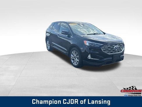 Used 2019 Ford Edge Titanium w/ Equipment Group 301A AWD/4WD image 8