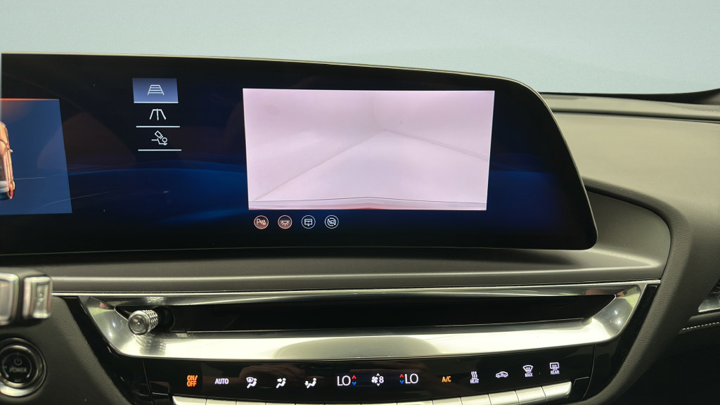 Used 2024 Cadillac Lyriq Tech AWD/4WD image 20