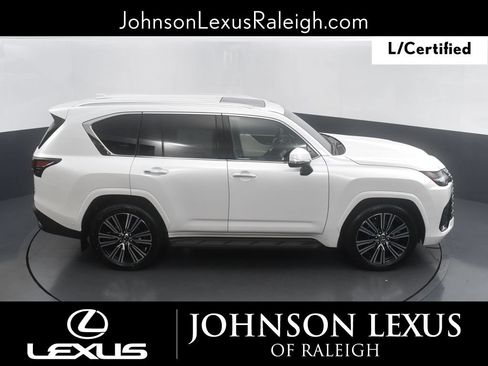 Used 2025 Lexus LX 700h Luxury AWD/4WD image 20