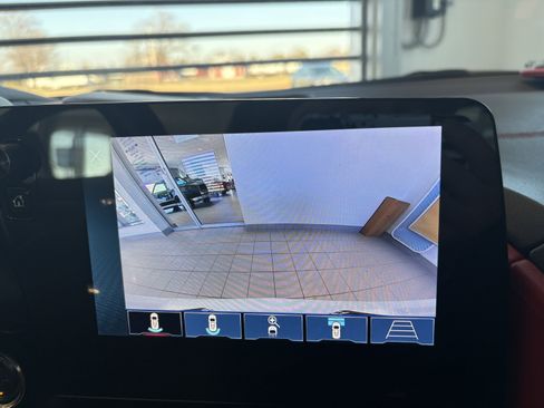 Used 2024 Chevrolet Corvette Stingray Preferred Cpe w/ Battery Protection Package image 16