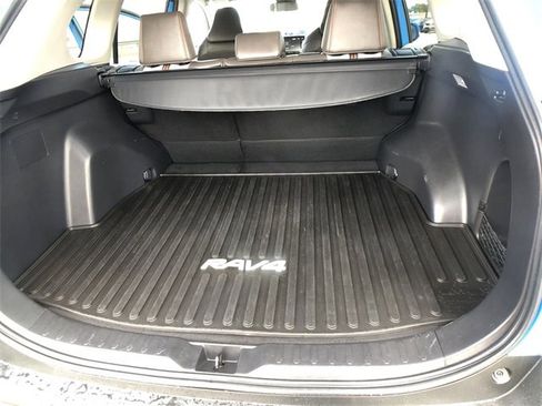 Used 2020 Toyota RAV4 Adventure image 22