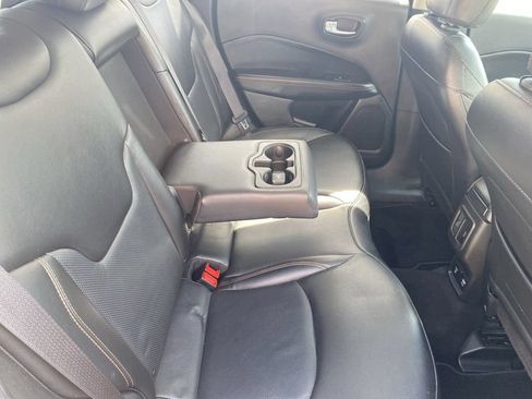 Certified 2019 Jeep Compass Limited AWD/4WD image 6