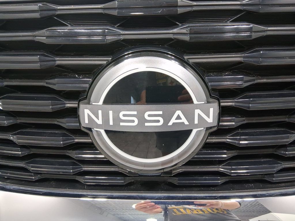 Used 2023 Nissan Rogue SV AWD/4WD image 37