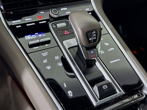 Used 2021 Porsche Panamera 4S image 21