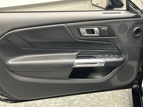 Certified 2025 Ford Mustang GT Premium image 8