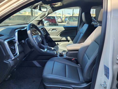 New 2026 GMC Canyon Elevation w/ Convenience Package image 15