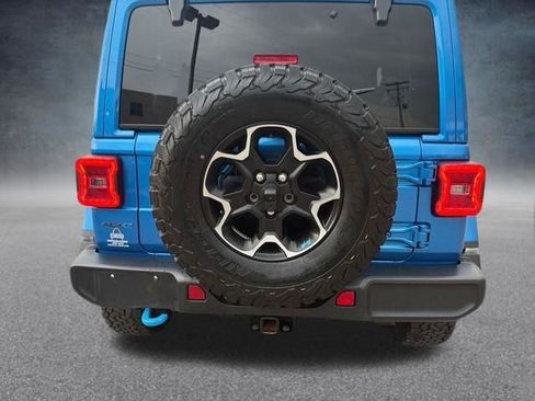 Used 2022 Jeep Wrangler Unlimited Rubicon 4xe w/ Cold Weather Group AWD/4WD image 43