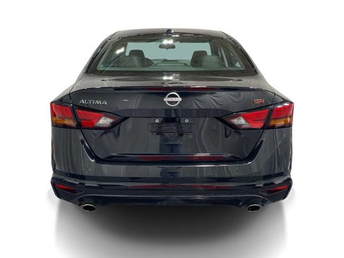 Used 2024 Nissan Altima 2.5 SR FWD image 3