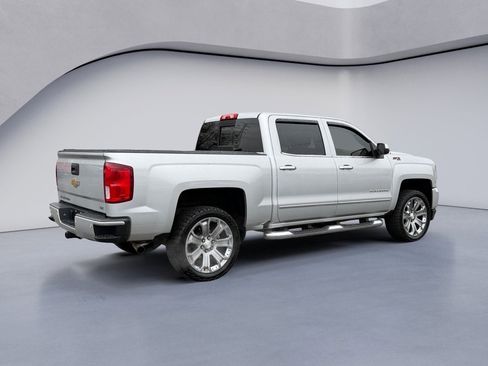 Used 2017 Chevrolet Silverado 1500 LTZ Z71 w/ LTZ Plus Package image 5