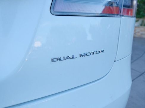 Used 2020 Tesla Model S Long Range Plus AWD/4WD image 49