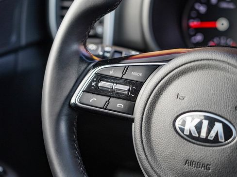 Used 2021 Kia Sportage S image 19