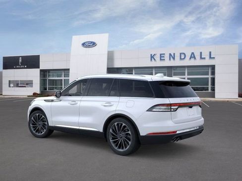 New 2026 Lincoln Aviator Reserve image 4