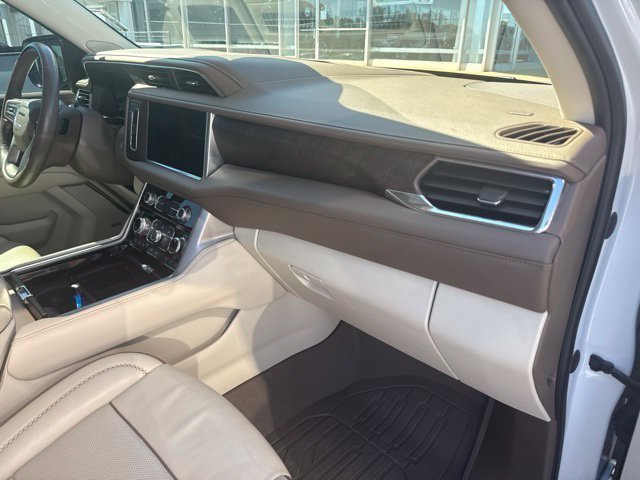 Used 2023 GMC Yukon Denali w/ Denali Reserve Package AWD/4WD image 18