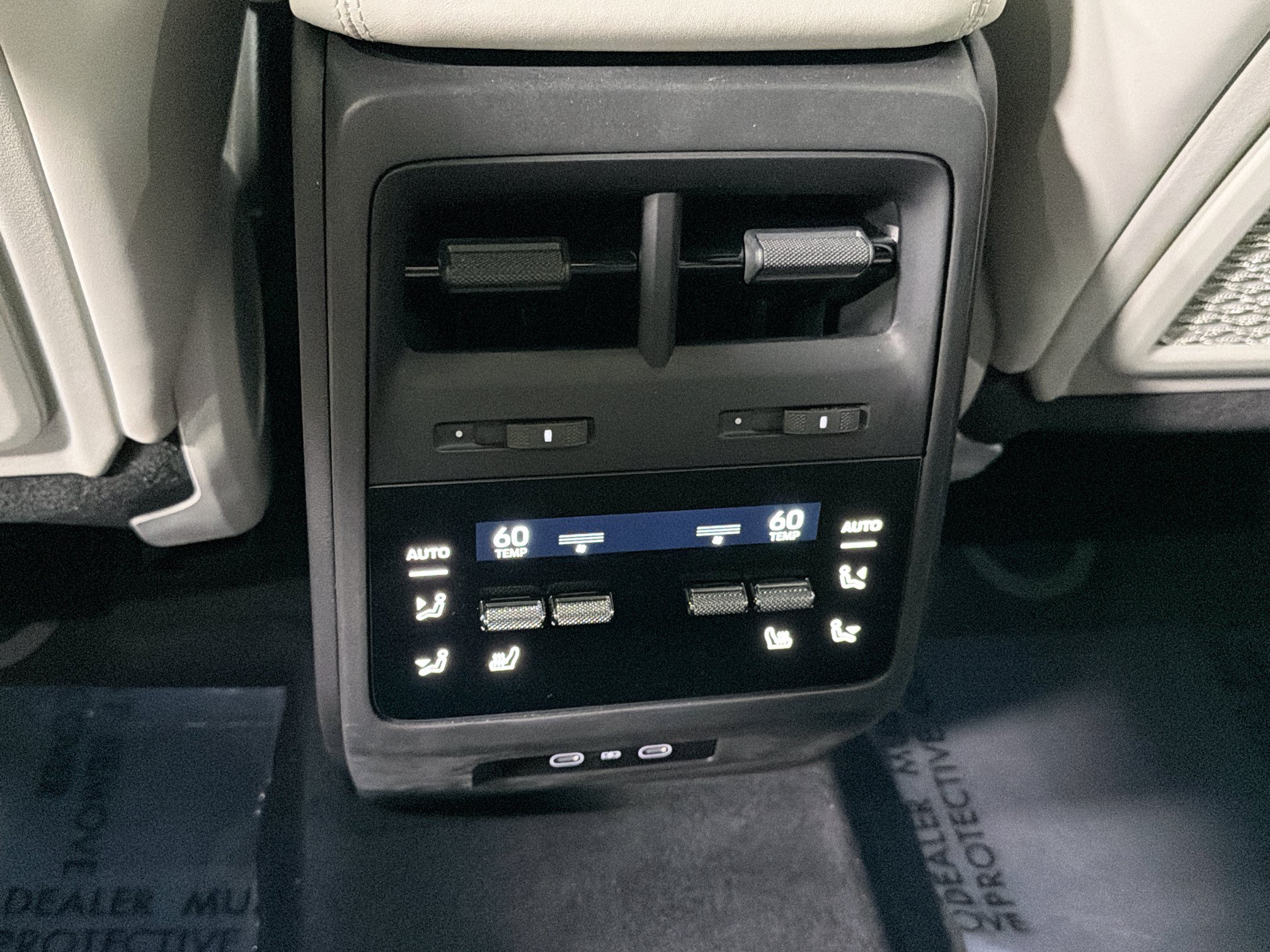 Certified 2026 Porsche Macan 4S Electric AWD/4WD image 20