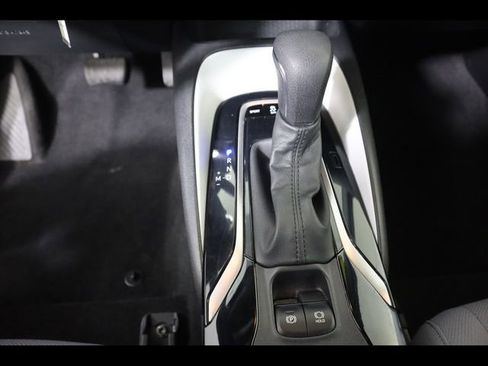 Used 2022 Toyota Corolla SE w/ Carpet Mat Package (TMS) FWD image 25