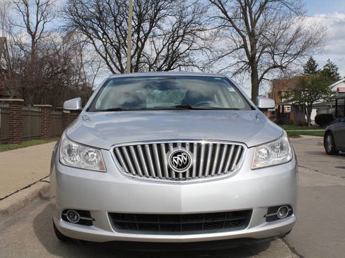 Used 2011 Buick LaCrosse CXL image 3