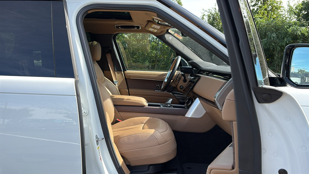 Used 2023 Land Rover Range Rover SE AWD/4WD image 22