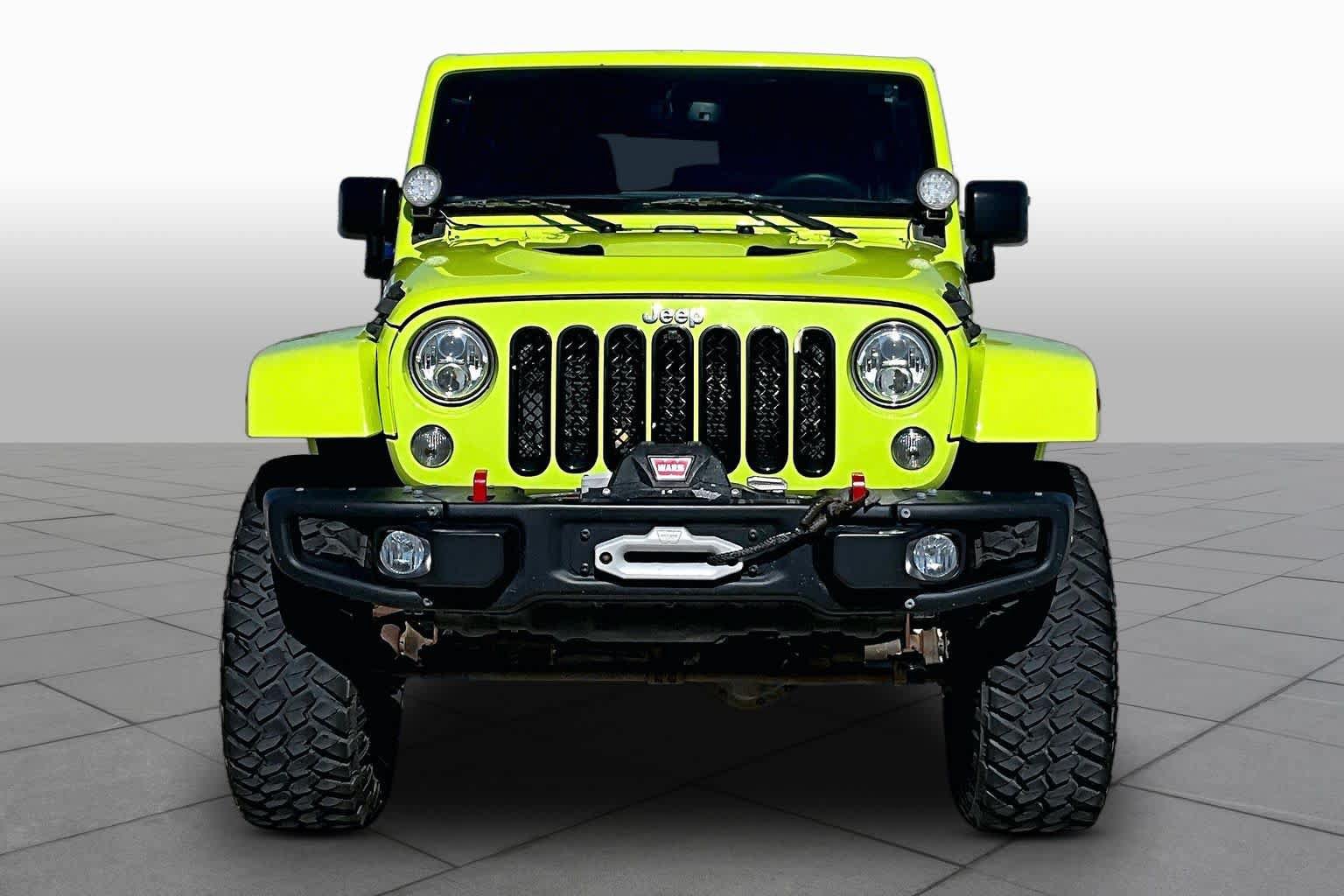 Used 2016 Jeep Wrangler Unlimited Rubicon AWD/4WD image 3