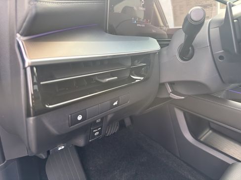 New 2026 Nissan Murano SL image 15