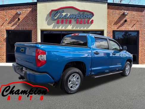 Used 2017 Toyota Tundra SR5 w/ SR5 Upgrade Package RWD image 4