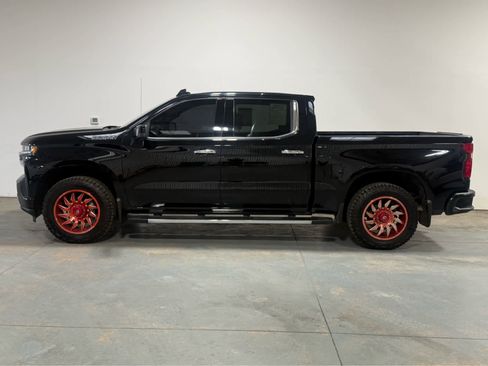 Used 2021 Chevrolet Silverado 1500 High Country w/ Safety Package II AWD/4WD image 2