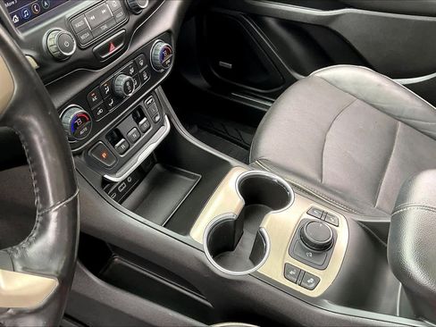 Used 2018 GMC Terrain Denali FWD image 14