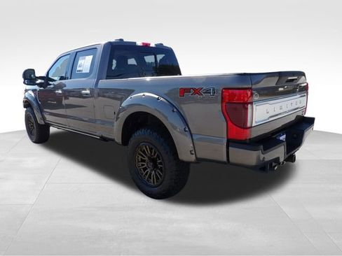 Used 2020 Ford F250 Limited image 5