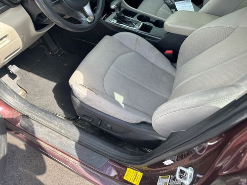 Used 2018 Kia Optima LX w/ Convenience Package image 6