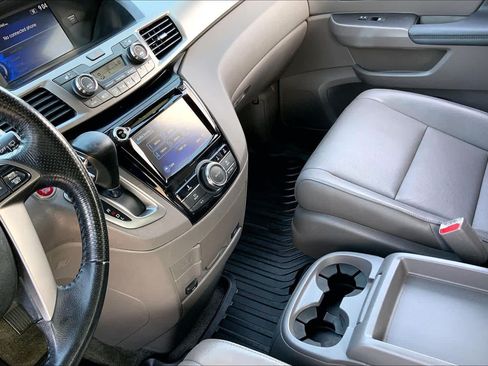 Used 2016 Honda Odyssey EX-L image 16