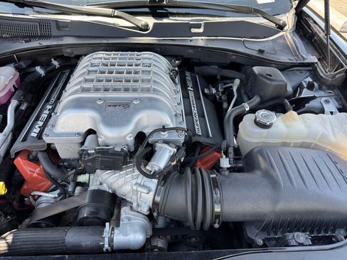 Used 2022 Dodge Charger SRT Hellcat w/ Harman/Kardon Audio Group RWD image 18