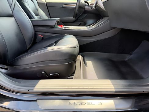 Used 2023 Tesla Model 3 Standard Range RWD image 11