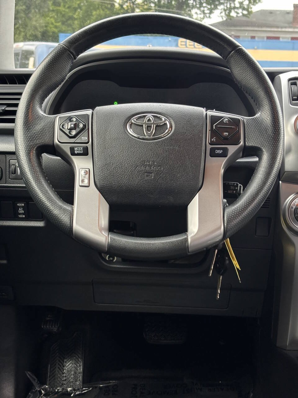 Used 2016 Toyota 4Runner SR5 AWD/4WD image 22