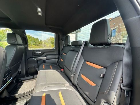 Used 2022 GMC Sierra 3500 AT4 image 30
