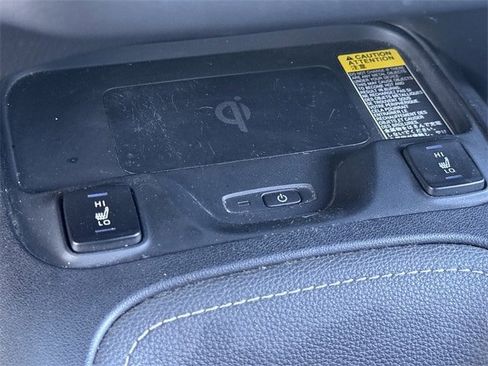 Used 2019 Toyota Corolla XSE image 22