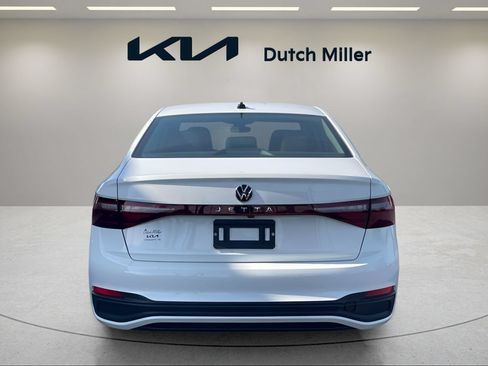 Used 2025 Volkswagen Jetta S FWD image 4