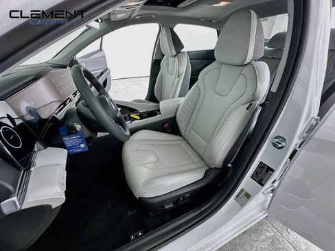 New 2026 Hyundai Elantra Limited FWD image 27