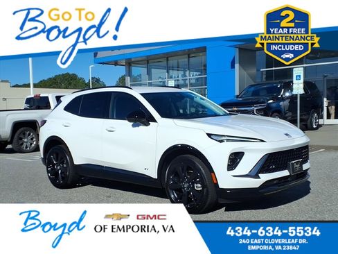 Used 2025 Buick Envision Sport Touring image 1