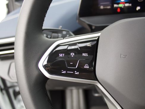 New 2026 Volkswagen ID.4 Pro S AWD/4WD image 16
